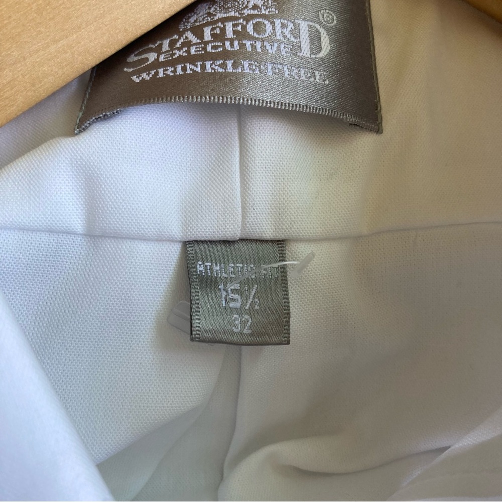 Stafford Executive Men's Classic White Dress Shirt - Picture 8 of 8
